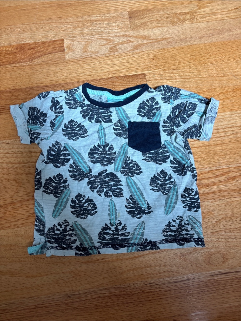 Toddler Short-Sleeve Leaf & Surf Pocket Tee - Light Blue with Navy Trim